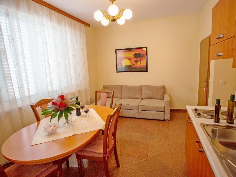 Apartments Damjanka Orebic Exterior photo