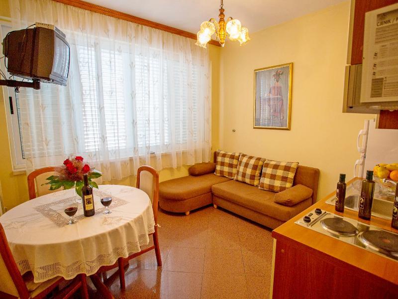 Apartments Damjanka Orebic Exterior photo